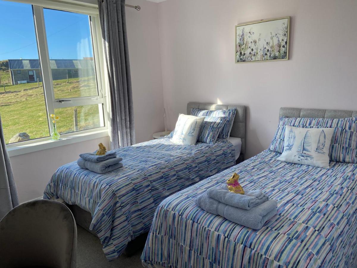 Tigh-na-greine Apartment Carloway (Lewis)